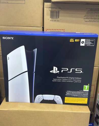  PlayStation 5 Slim 