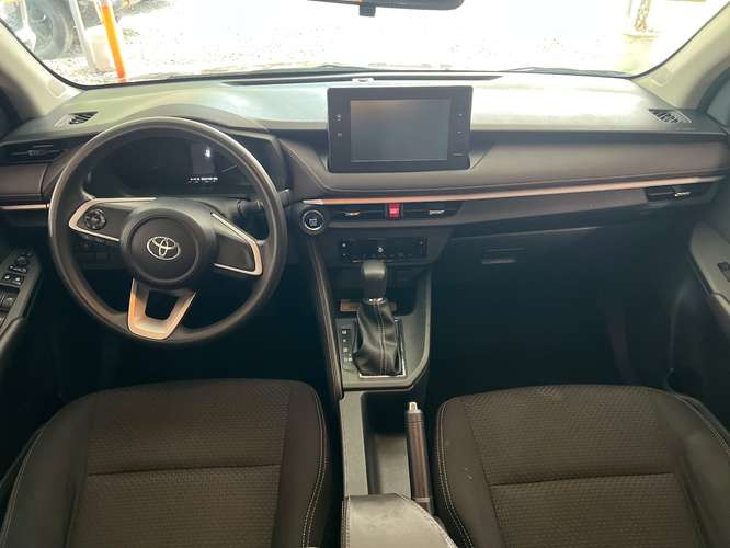 Toyota Yaris año 2024  - Imagen 7