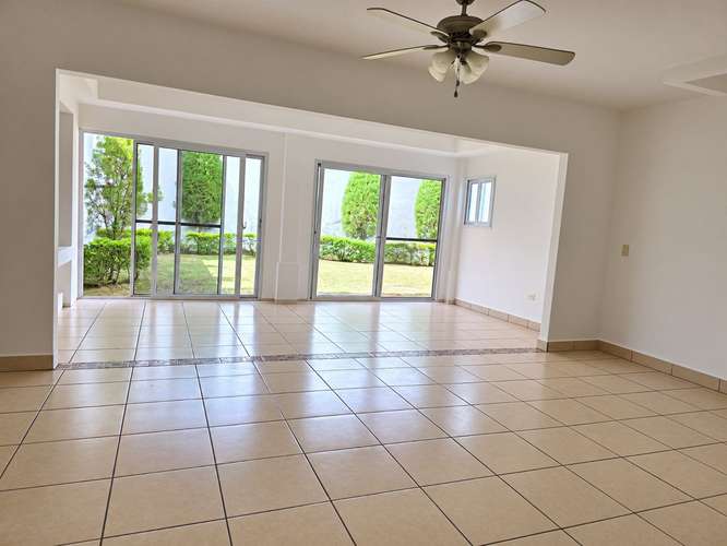 FH | Casa en Renta | Condominio en Las Colinas - Imagen 6