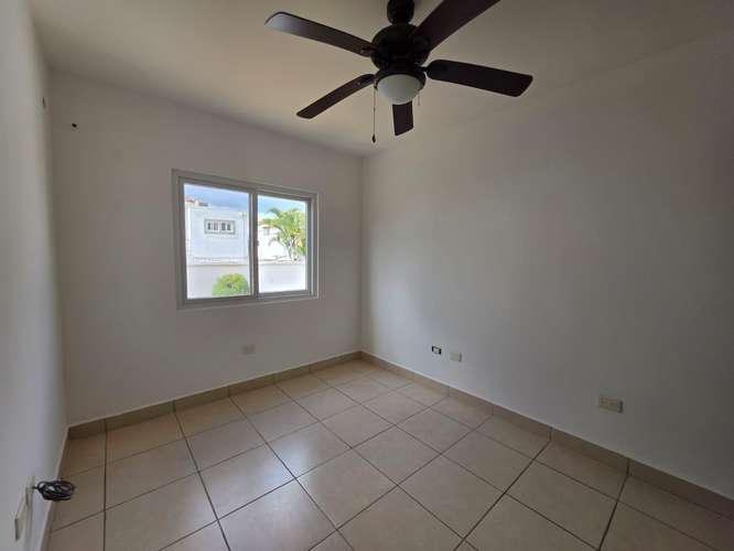 FH | Casa en Renta | Condominio en Las Colinas - Imagen 16