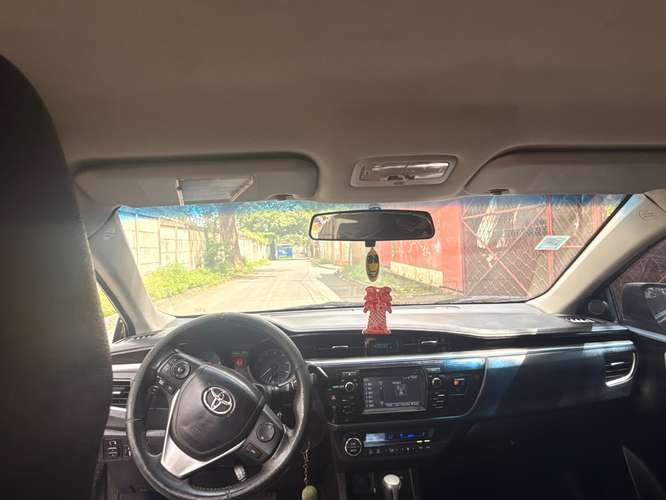 vehiculo toyota corolla año 2016 - Imagen 6