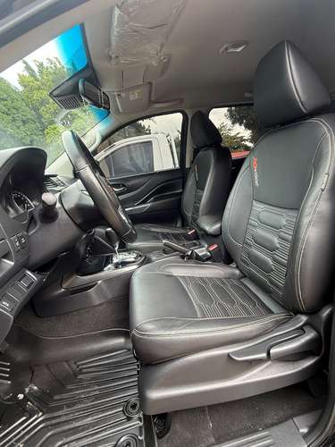 NISSAN NP300 FRONTIER PRO 4X AÑO 2025 - Imagen 7
