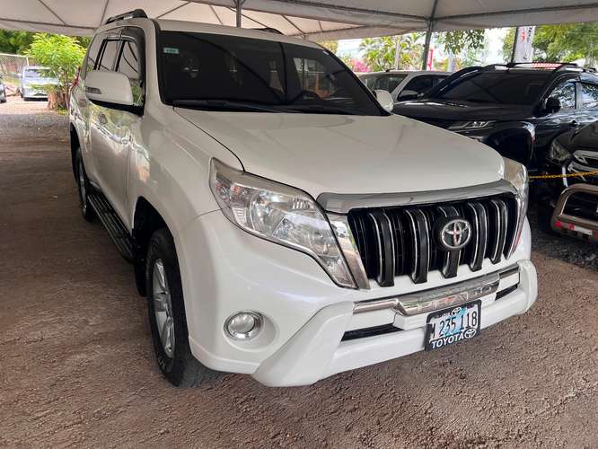 TOYOTA LAND CRUISER PRADO TXL AÑO 2015 - Imagen 2