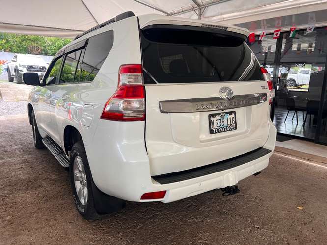 TOYOTA LAND CRUISER PRADO TXL AÑO 2015 - Imagen 3