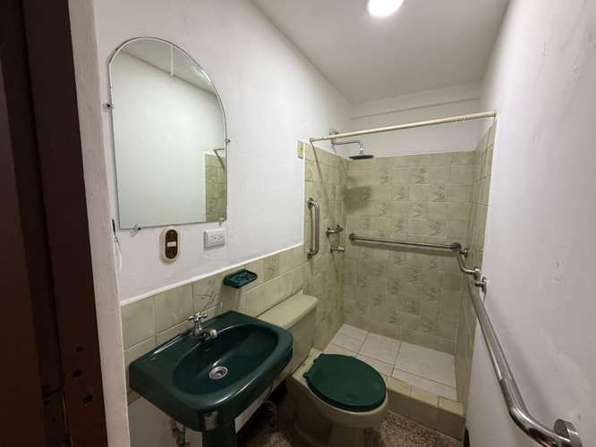  CASA EN RENTA EN REPARTO SAN JUAN,MANAGUA | US$1,500/MES | AGENDA TU VISITA - Imagen 9
