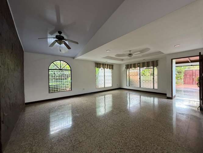  CASA EN RENTA EN REPARTO SAN JUAN,MANAGUA | US$1,500/MES | AGENDA TU VISITA - Imagen 14