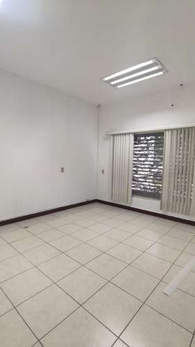 AP- RENTO ofibodega en Los Robles