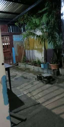 Propiedad en venta con cuarto independiente, excelente para renta en Anexo a los Jardines de Veracruz