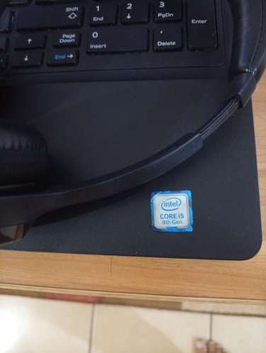 Súper combo profesional para trabajo laptop Dell, cámara, Logitech, escritorio y alfombra  - Imagen 2