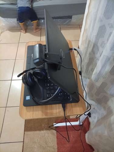 Súper combo profesional para trabajo laptop Dell, cámara, Logitech, escritorio y alfombra  - Imagen 4