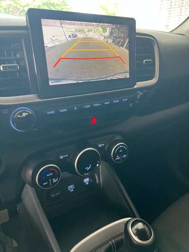 HYUNDAI VENUE AÑO 2021 - Imagen 6