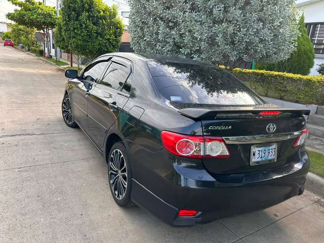 Vendo Mi corolla 2013 - Imagen 5