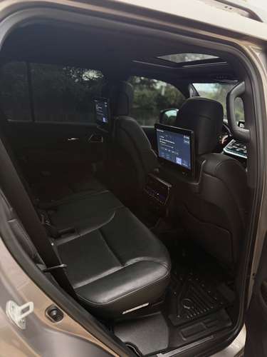 TOYOTA LAND CRUISER LC300