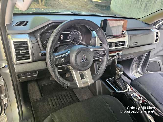 Vendo linda mitsubichi L200 4x4 seminueva poco uso 