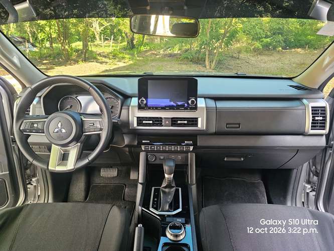 Vendo linda mitsubichi L200 4x4 seminueva poco uso 