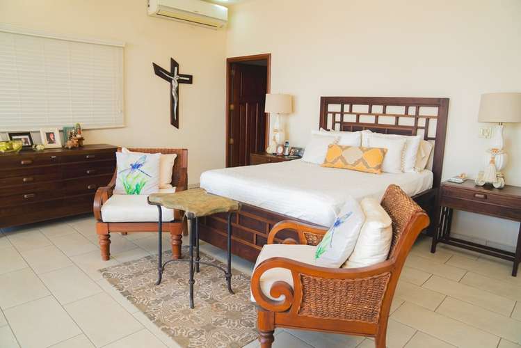 Beachfront House for Sale in Santa Mar a del Mar, Nicaragua   5 Bedrooms, Furnished - Imagen 8