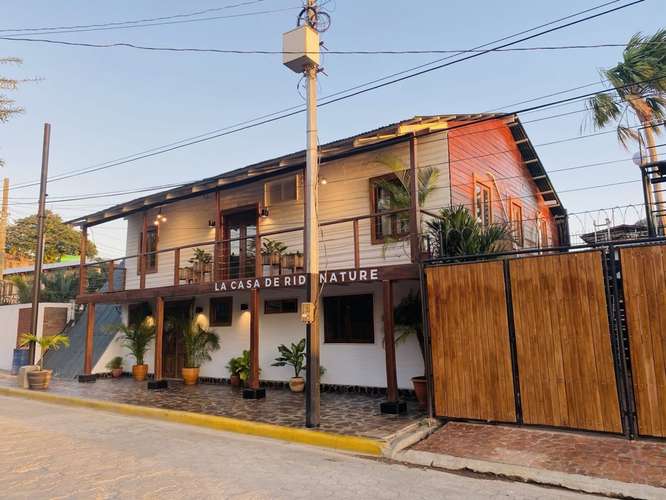 Turnkey Hospitality Property Steps from the Beach in San Juan Del Sur, Nicaragua - Imagen 3