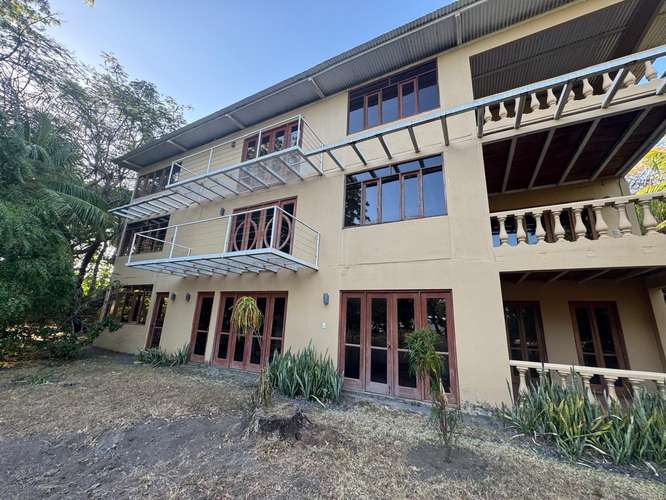 Lakeside Retreat   Multi Unit Property - Imagen 7