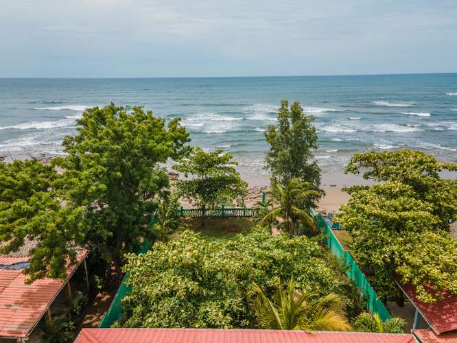 Oceanfront Home for Sale in Playa Masachapa, Nicaragua - Imagen 10