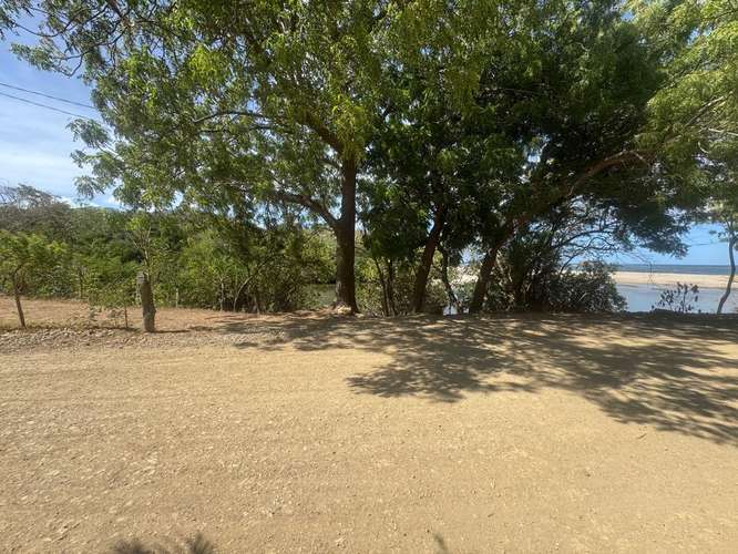 Unique Lot Near the Sand - Imagen 13
