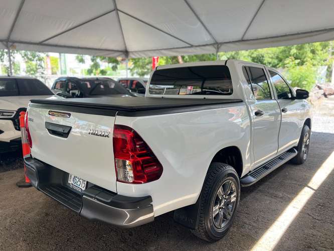 TOYOTA HILUX AÑO 2026 - Imagen 2
