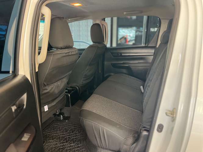 TOYOTA HILUX AÑO 2026 - Imagen 6