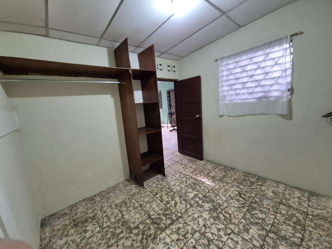 Rento habitación con entrada independiente 