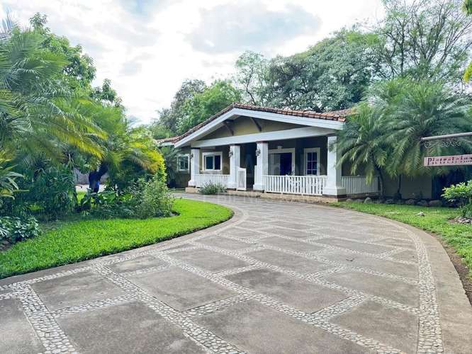 Casa en venta - Imagen 1