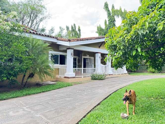 Casa en venta - Imagen 2