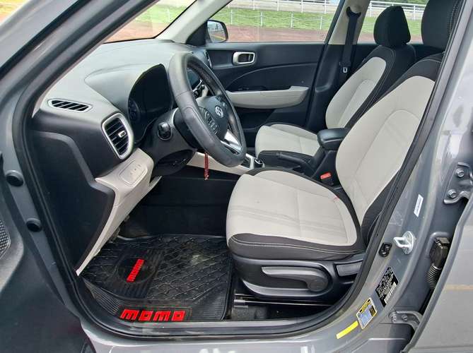 HYUNDAI VENUE  - Imagen 7