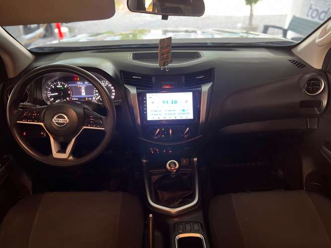 NISSAN NP300 FRONTIER SE AÑO 2022 - Imagen 5
