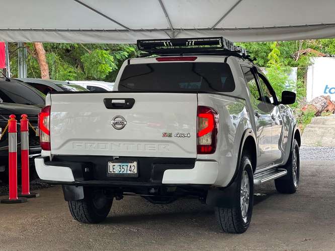 NISSAN NP300 FRONTIER SE AÑO 2022 - Imagen 3