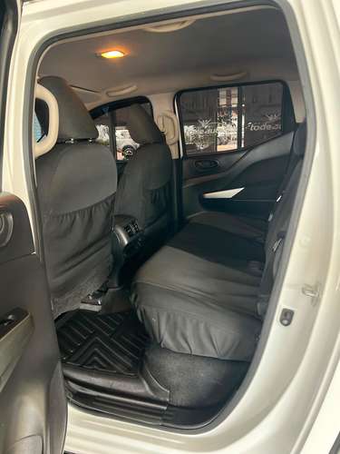 NISSAN NP300 FRONTIER SE AÑO 2022 - Imagen 7