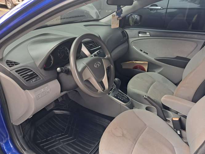 Hyundai año 2014, con transmisión automática y motor de gasolina - Imagen 6