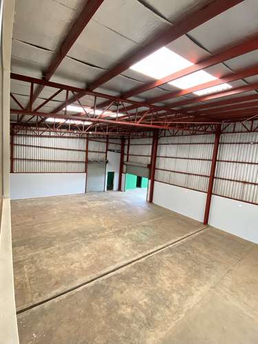 SE VENDE BODEGA /PLANTA PROCESADORA CON OFICINAS - Imagen 5