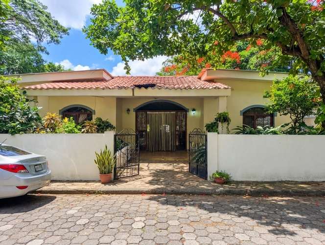 Venta de Casa en Carretera a Masaya  - Imagen 1