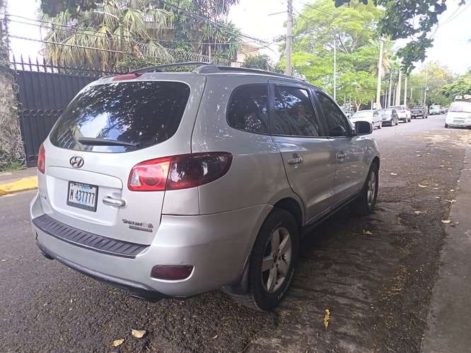 Hyundai Santa Fe 2008 $5,800 No Negociable Donde está y Como está