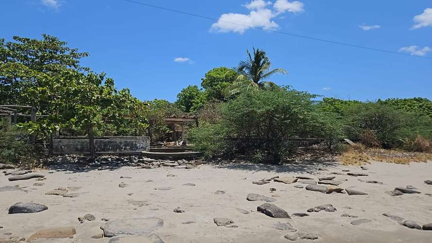 KC-Se vende terreno frente al mar en Pochomil/Masachapa – ¡Oportunidad única!