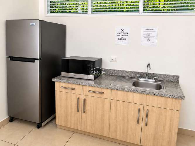 AM-Se Renta Propiedad Comercial con Bodega, Apta para Fábrica o Centro de Operaciones - Imagen 12