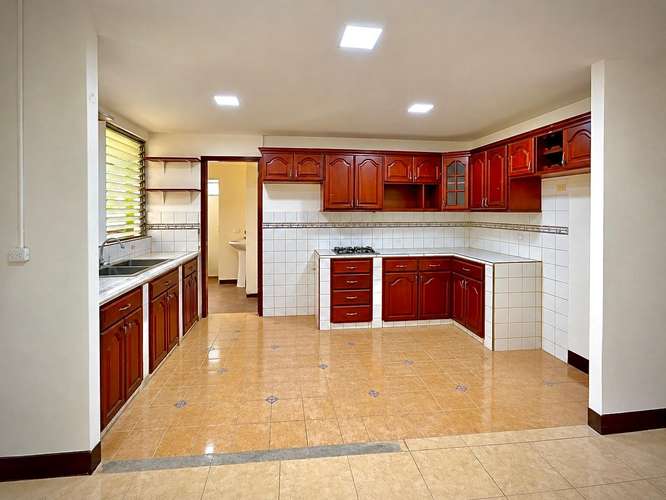 Alquiler de Casa para oficina en Planes de Altamira 