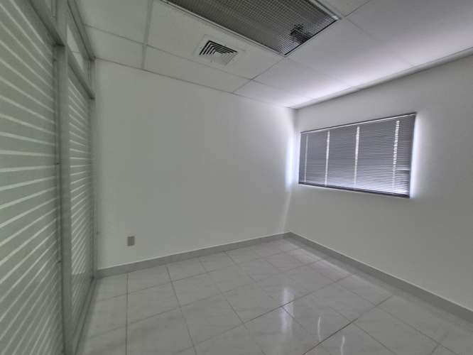 LL - Módulo No. 5 ( 3er Piso del Edificio CAR III ) - Imagen 14