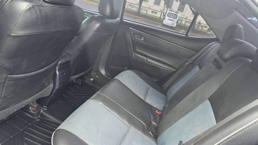 HERMOSO TOYOTA COROLLA 2016 - Imagen 9