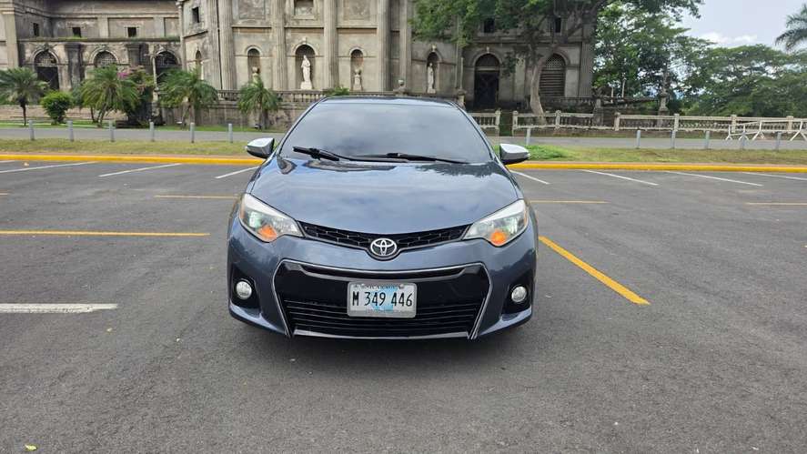 HERMOSO TOYOTA COROLLA 2016