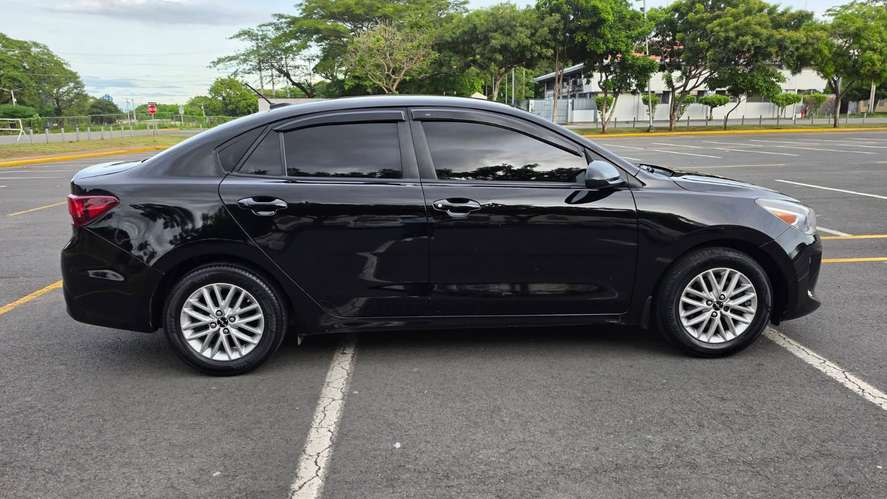 PRECISO KIA RIO 2020 - Imagen 4