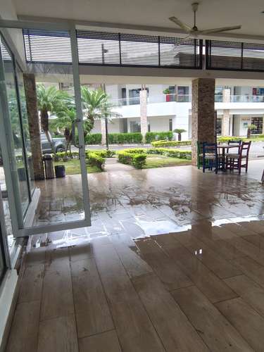 NO-MÓDULO COMERCIAL EN RENTA – PISTA SUBURBANA
