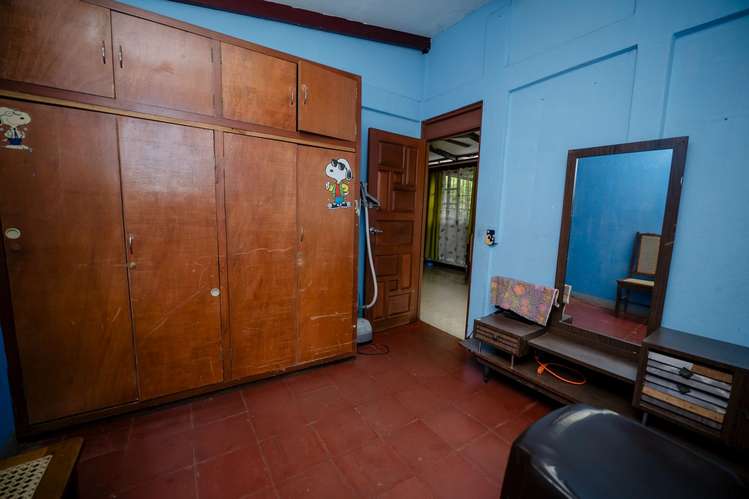 Se vende casa amplia en Los Robles  - Imagen 6