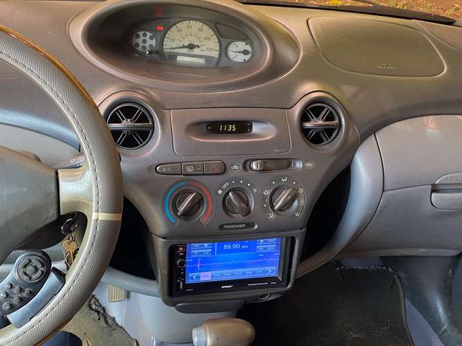 Toyota Yaris Echo
