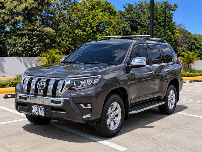 Prado 2019 Full Automatica Sunroof - Imagen 4