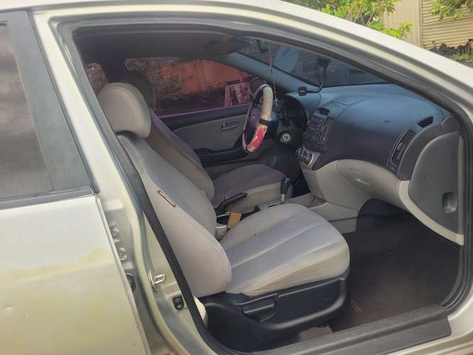 HYUNDAI Elantra  - Imagen 5