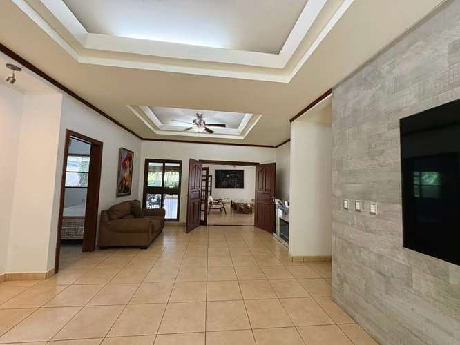 Casa en venta y renta en Estancia de Santo Domingo | Piscina, gimnasio y 4 habitaciones - Imagen 14